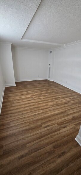 Building Photo - 501 Slaters Ln