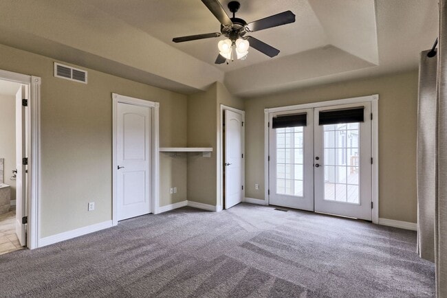 Building Photo - 4 Bedroom 3 Bath Ranch in Greeley