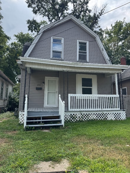Primary Photo - 2106 W Millman St