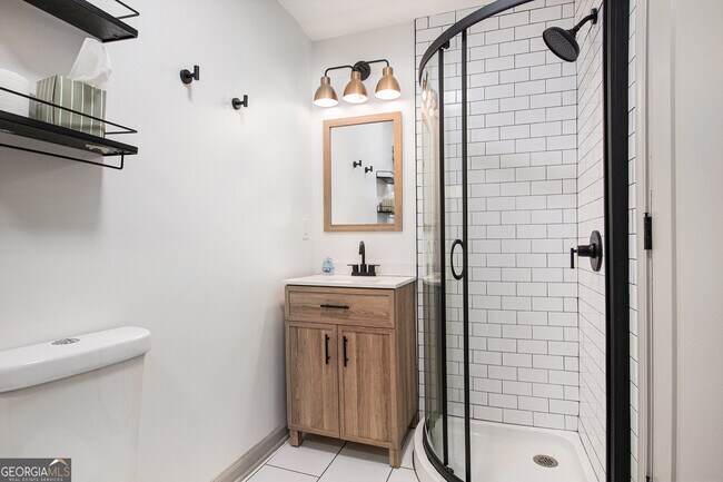 Building Photo - 2105 Fellowship Rd