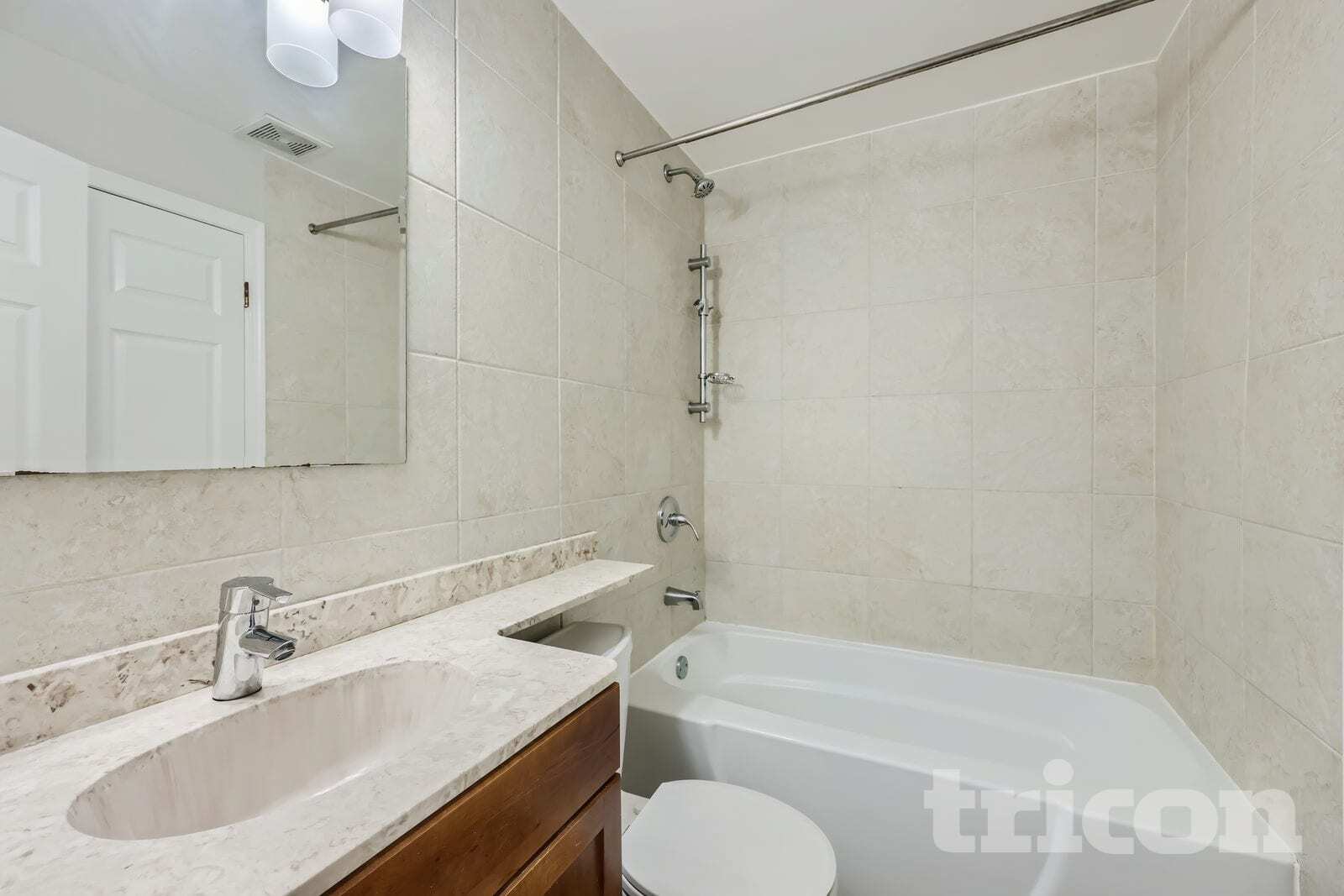 Building Photo - 7908 St Monica Dr