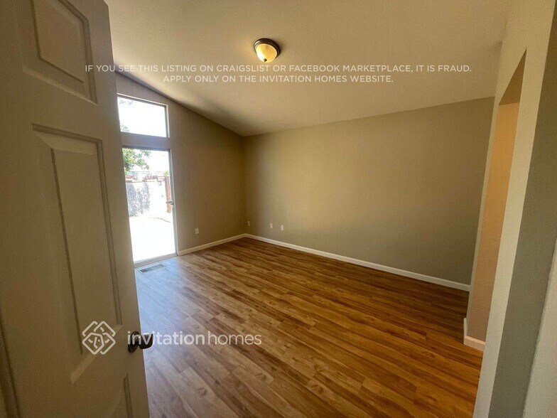 Building Photo - 5085 Wagon Wheel Way