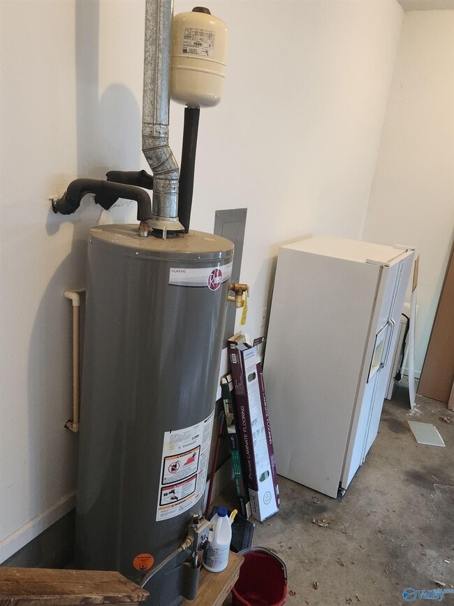 Building Photo - 106 Longleaf Ln