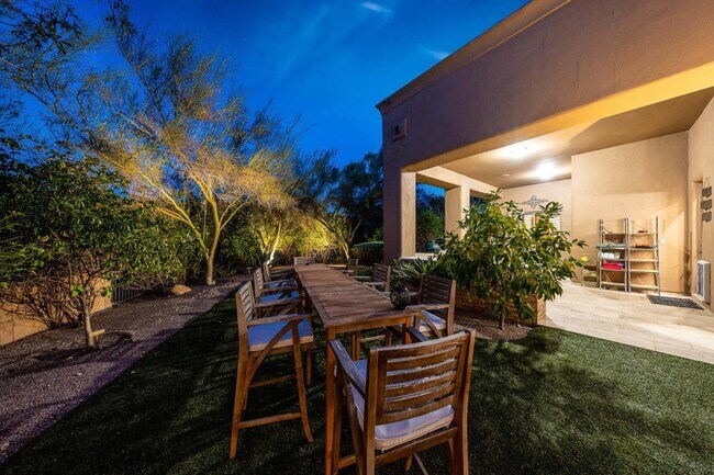 Building Photo - 14598 E Corrine Dr