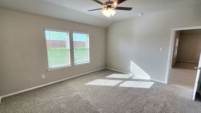 Building Photo - 16429 Severn Ln