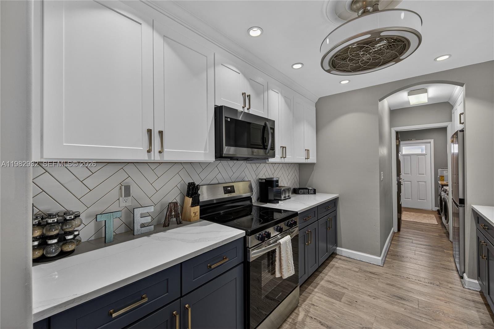 Building Photo - 2161 NE 62nd St