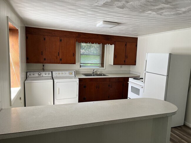 Building Photo - robl1951