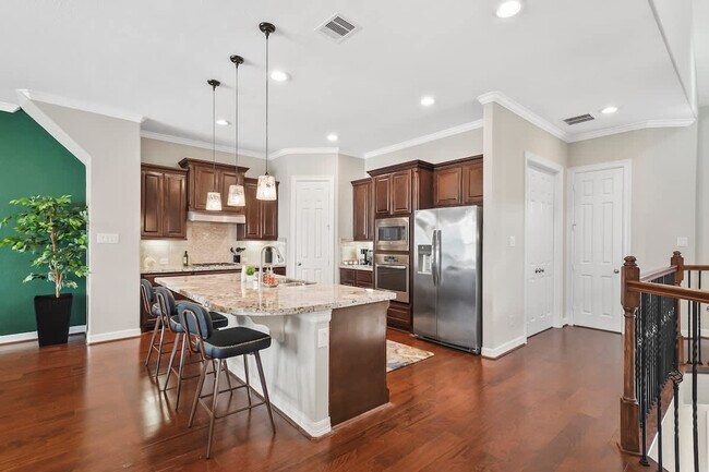 Building Photo - 10605 Enclave Springs Ct