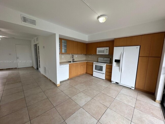 Building Photo - 8540 SW 133rd Avenue Rd