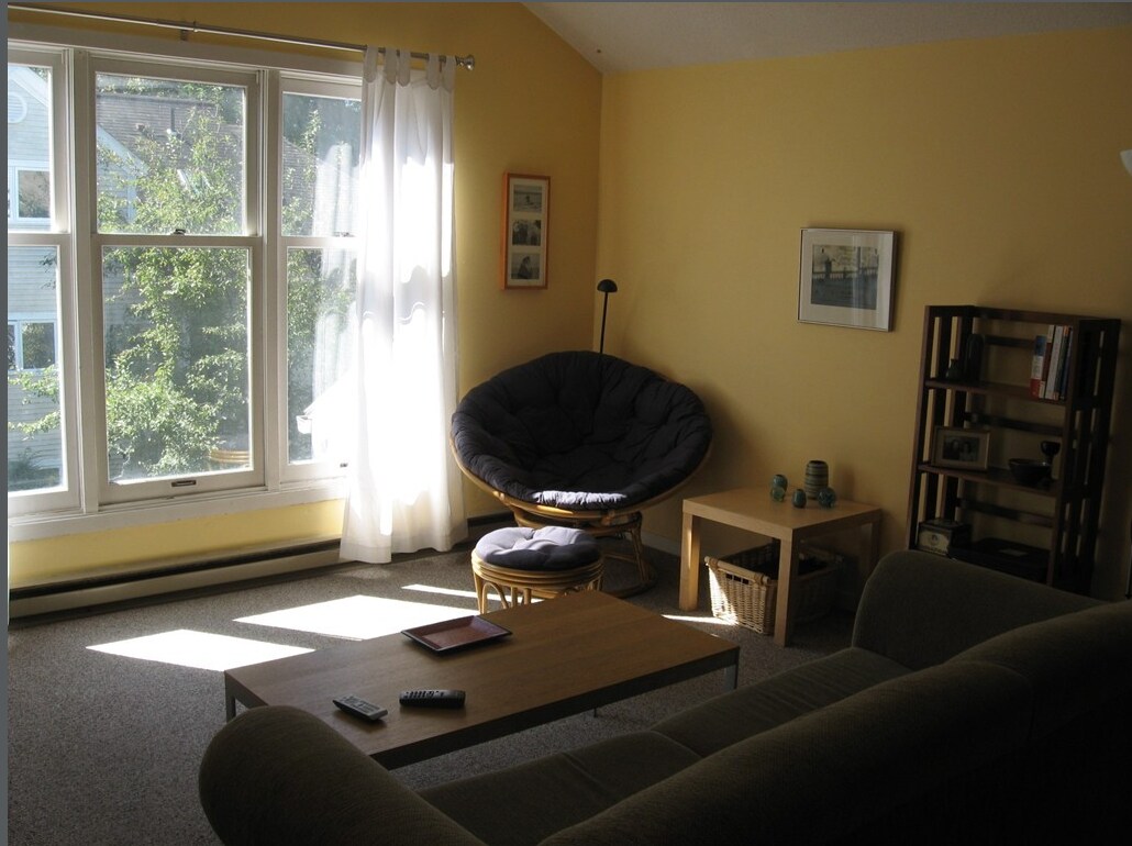 Building Photo - 34 Salem Pl