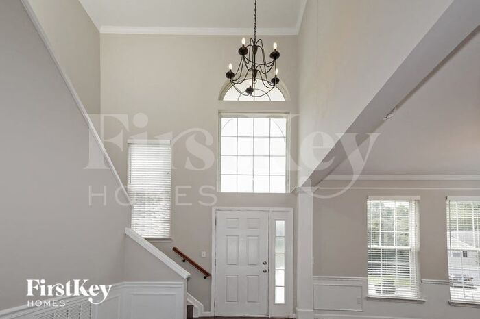 Building Photo - 3900 Gisbourne Dr