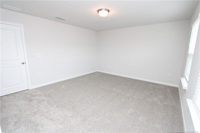 Building Photo - 461 Grange Farm Pl