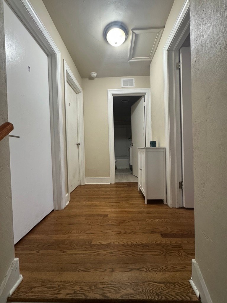 Building Photo - 5215 Huntington Ave