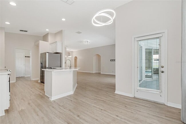 Building Photo - 1363 Glenwick Dr