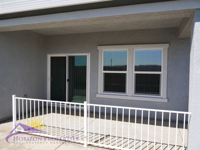 Building Photo - Modern 4 Bed 3 Bath 1,977 Sq. Ft. Wheatlan...