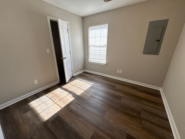 Building Photo - 3512 Tullocks Hill Dr