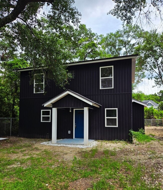 Building Photo - Now Available for Rent – Brand-New Construction in West Columbia!