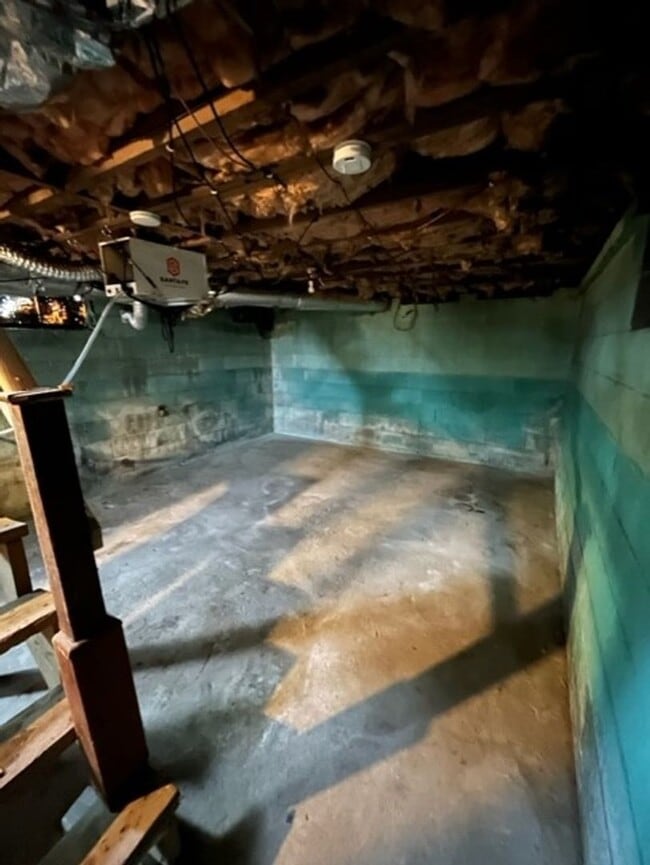 Building Photo - 2 bed 1 Bath Home Mount Airy NC