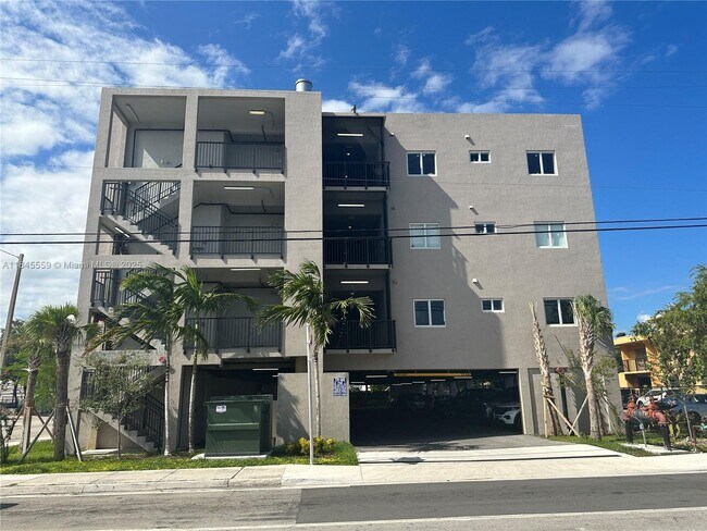 Building Photo - 2311 NW 22nd Ave