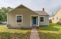 Building Photo - 3424 E 5th Pl