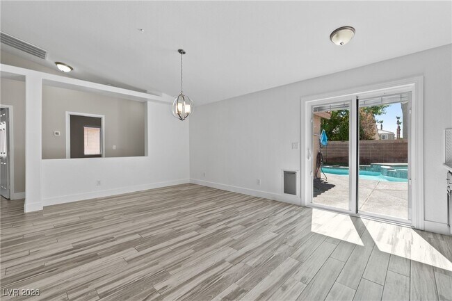 Building Photo - 2117 Marathon Keys Ave