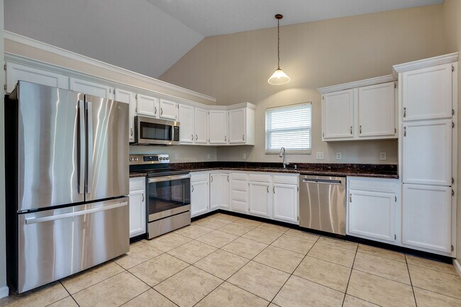 Building Photo - 3602 Winterwood Dr