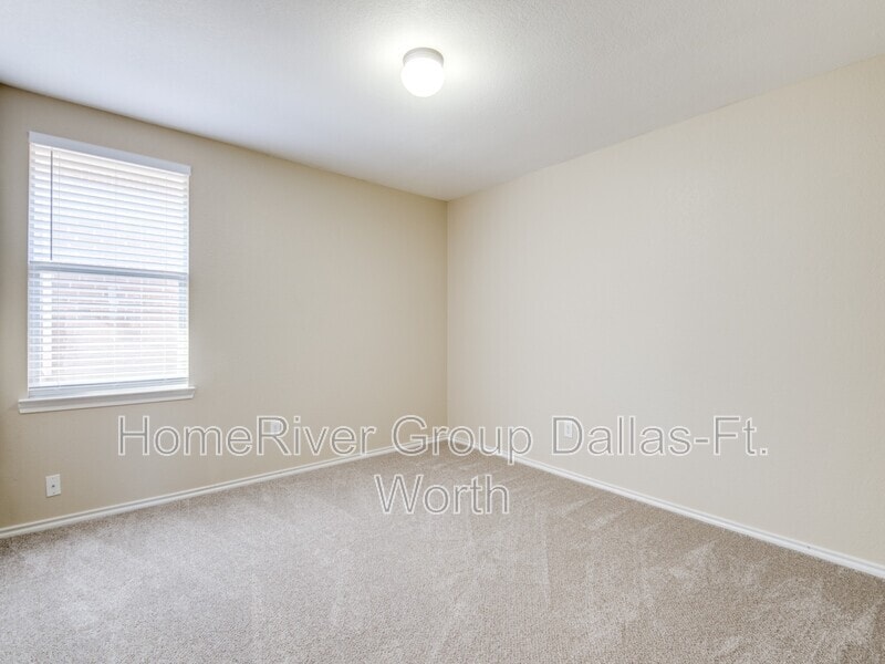 Building Photo - 13001 Barbarosa Dr