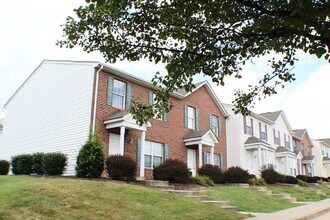Building Photo - 486 Pheasant Run Cir