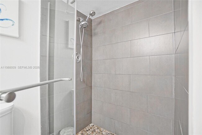 Building Photo - 9 Island Ave