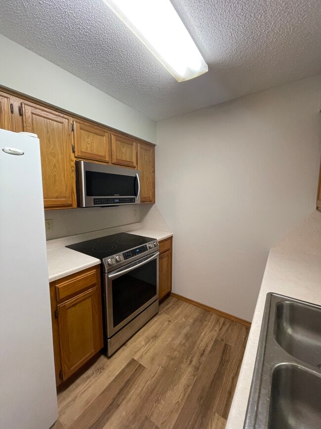 Building Photo - 302 Slim Wilson Blvd