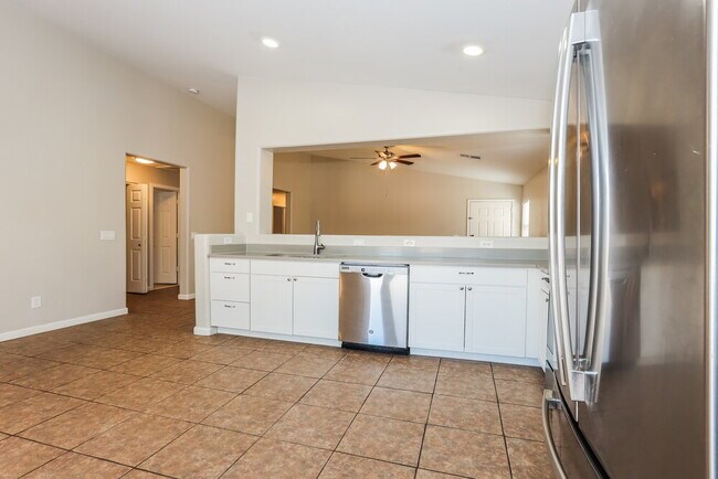 Building Photo - 28674 N Opal Ct