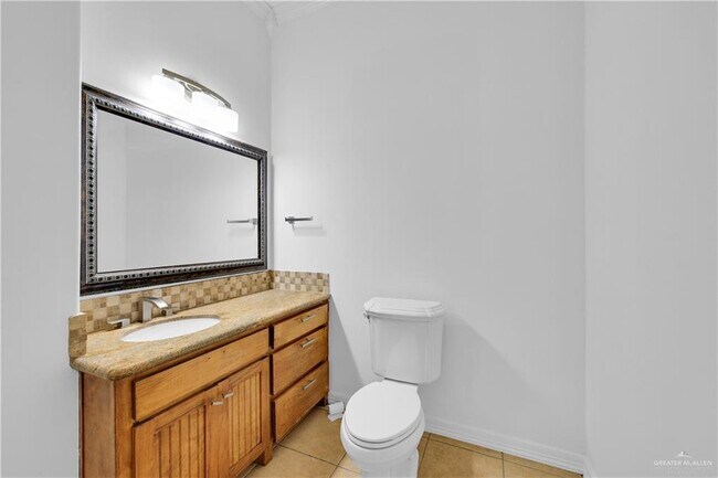 Building Photo - 24 M S St