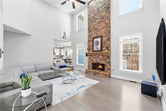 Building Photo - 3330 Spencer St