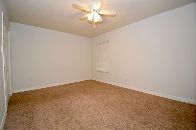 Building Photo - 3 Bed, 2 Bath Home in Ruston