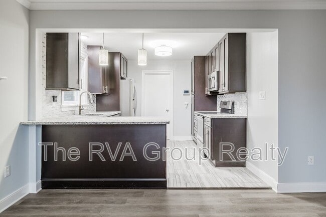 Building Photo - 4930 Bethlehem Rd