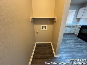 Building Photo - 6847 Canary Meadow Dr