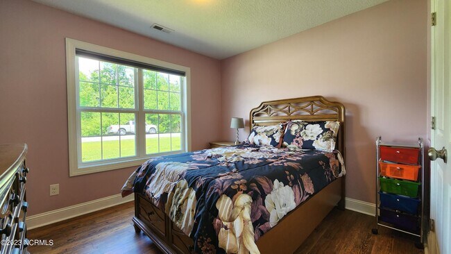 Building Photo - 119 Peytons Ridge Dr