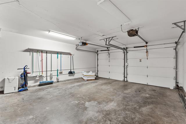 Building Photo - 4616 Bonnell Ave