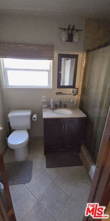 Building Photo - 731 S Catalina Ave