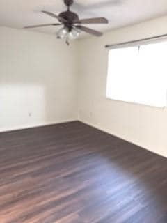 Building Photo - 1926 Twin Oaks Cir