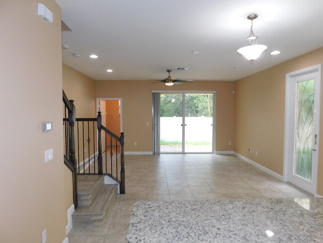 Building Photo - 9626 SW Purple Martin Way
