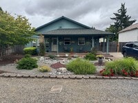 Building Photo - Large Lot Near Downtown Hillsboro