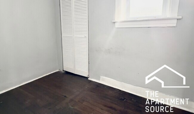 Building Photo - 1350 S Kedvale Ave