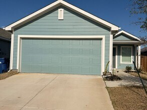 Building Photo - 3420 Flicker Ln