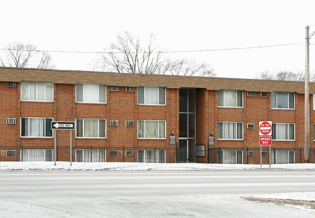 Building Photo - Four Corners Apartments