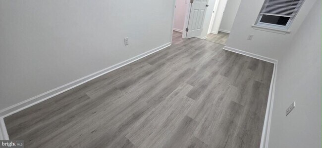 Building Photo - 2233 N 16th St