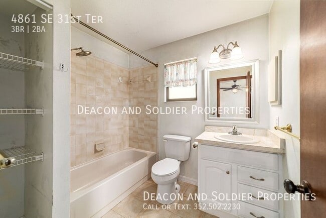 Building Photo - 4861 SE 31st Terrace