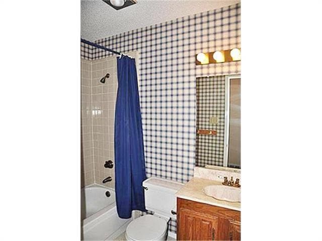 Building Photo - 4429 Seville Ln