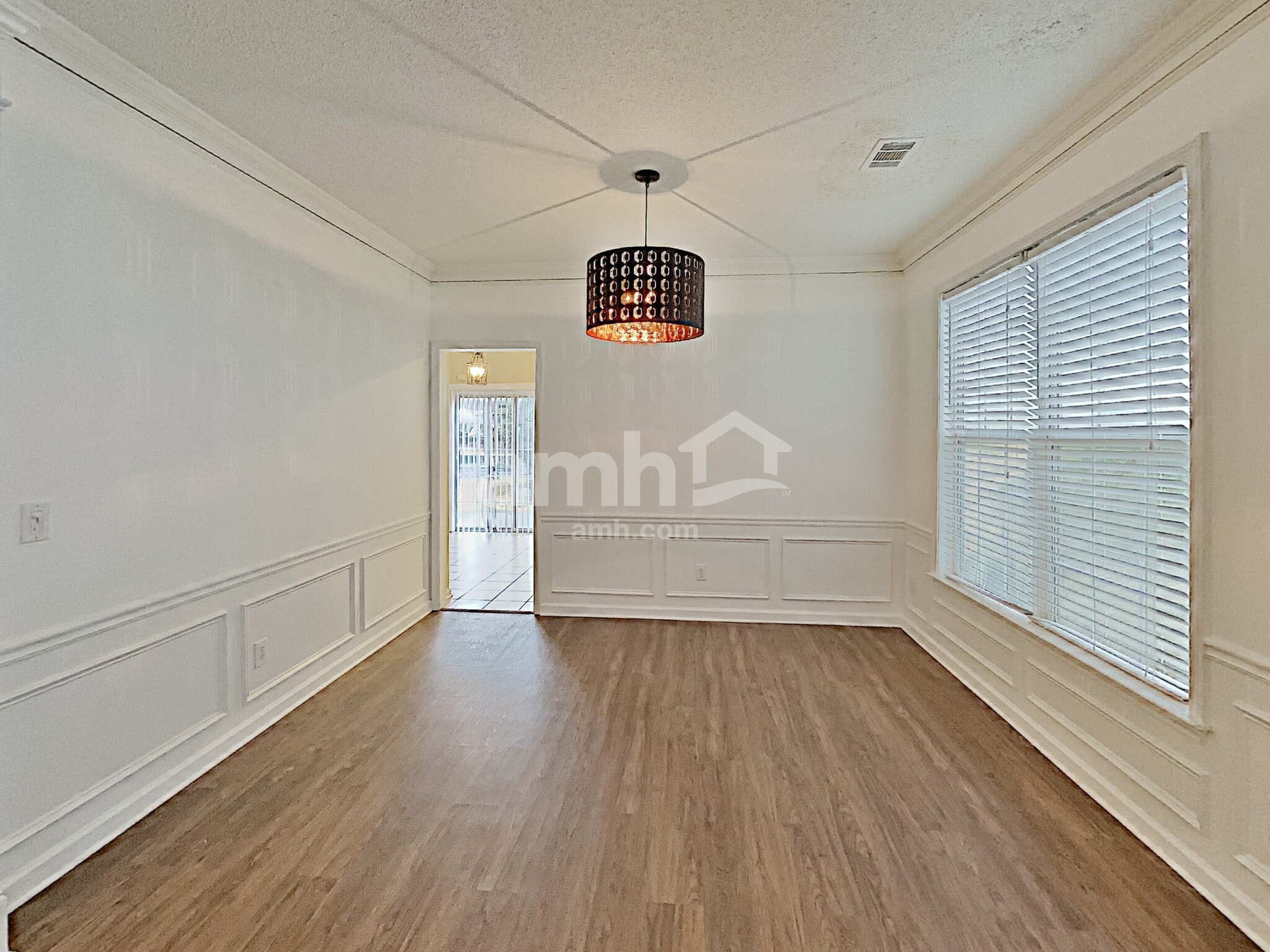 Building Photo - 2208 Sprucewood Dr NW