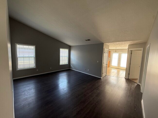 Building Photo - 2477 Rockaway Pl